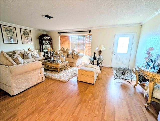 3651 NW 29th Street, Lauderdale Lakes, FL 33311