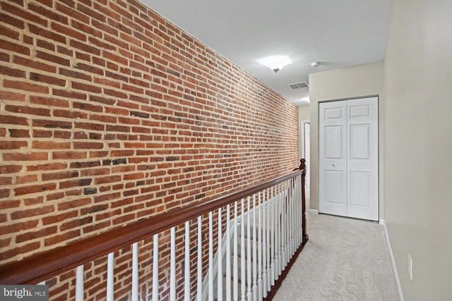 1 S EAST AVE, Baltimore, MD 21224