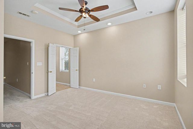 1 S EAST AVE, Baltimore, MD 21224