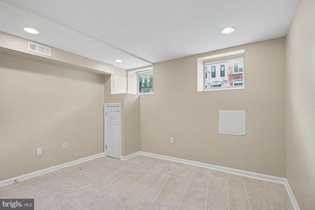 1 S EAST AVE, Baltimore, MD 21224