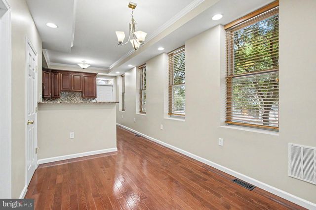 1 S EAST AVE, Baltimore, MD 21224