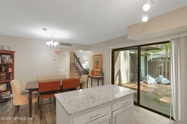 10458 BIG TREE Circle E, Jacksonville, FL 32257