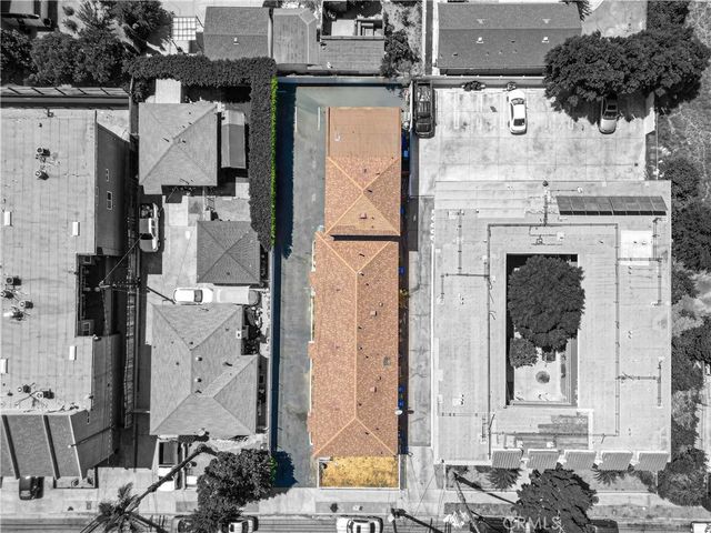 13810 Sherman Way, Van Nuys, CA 91405