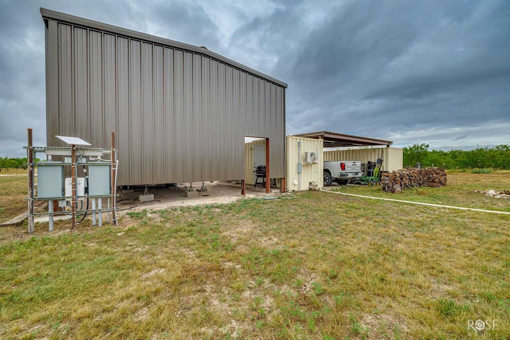 Image 23 of property listing at 5775 N Farm To Market 1692, Miles, TX 76861