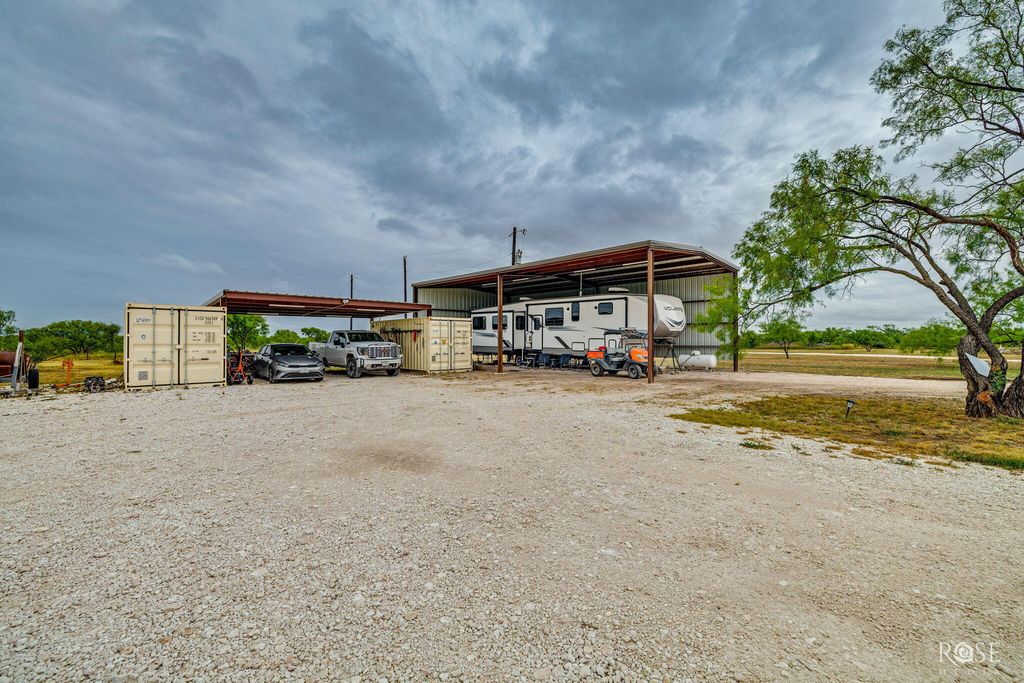 Image 4 of property listing at 5775 N Farm To Market 1692, Miles, TX 76861