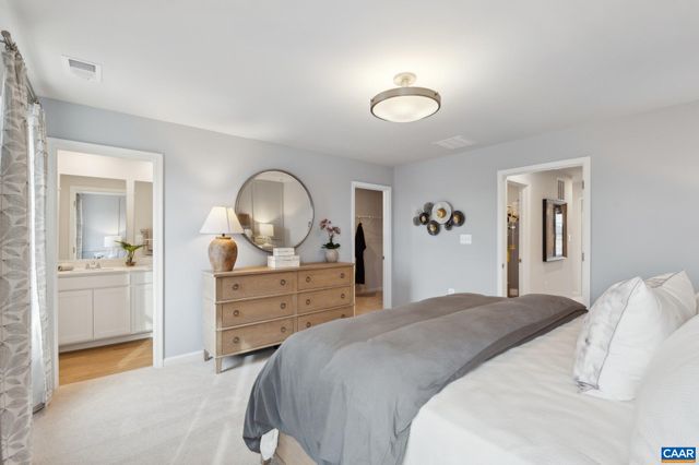 30 GRAYSON VILLAGE DR, Barboursville, VA 22923