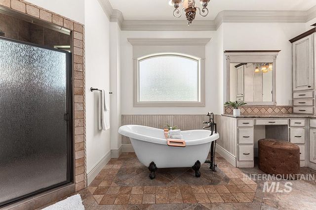 7002 W Avignon Ln, Eagle, ID 83616