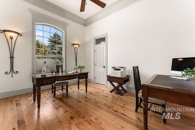 7002 W Avignon Ln, Eagle, ID 83616