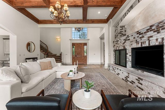 7002 W Avignon Ln, Eagle, ID 83616