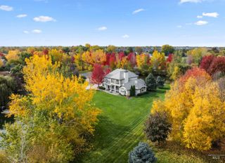 7002 W Avignon Ln, Eagle, ID 83616