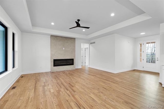 890 Pierce Road, Chelsea, MI 48118