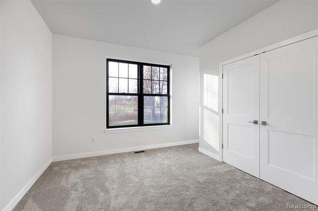 890 Pierce Road, Chelsea, MI 48118