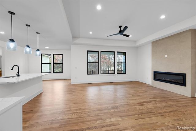 890 Pierce Road, Chelsea, MI 48118