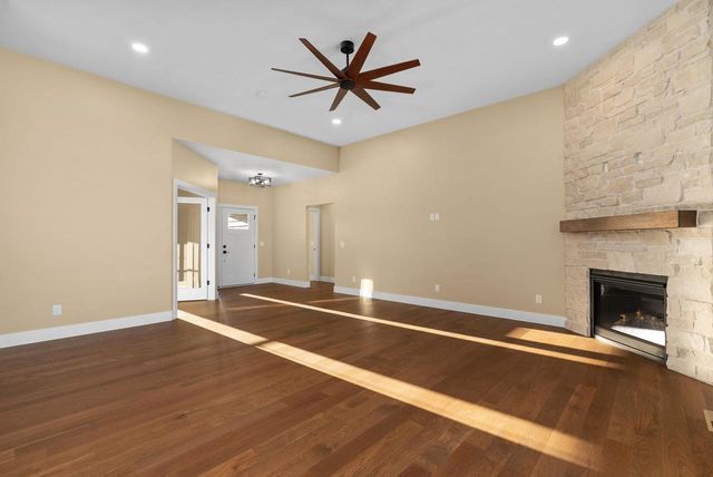 4074 Hanover Drive, Deforest, WI 53532