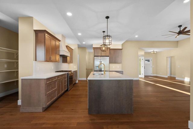 4074 Hanover Drive, Deforest, WI 53532