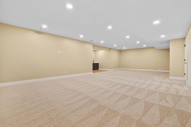 4074 Hanover Drive, Deforest, WI 53532
