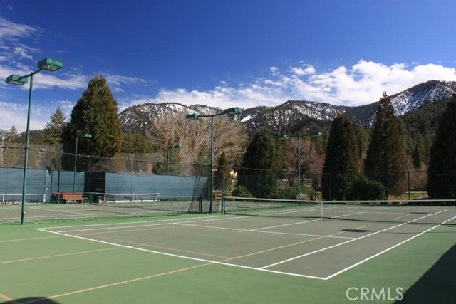 1613 Lassen Way, Pine Mtn Club, CA 93222