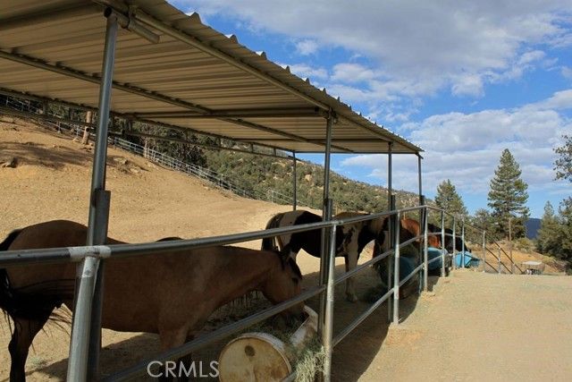 1613 Lassen Way, Pine Mtn Club, CA 93222