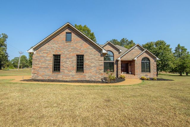 200 GRANDVIEW CIR, Adamsville, TN 38310