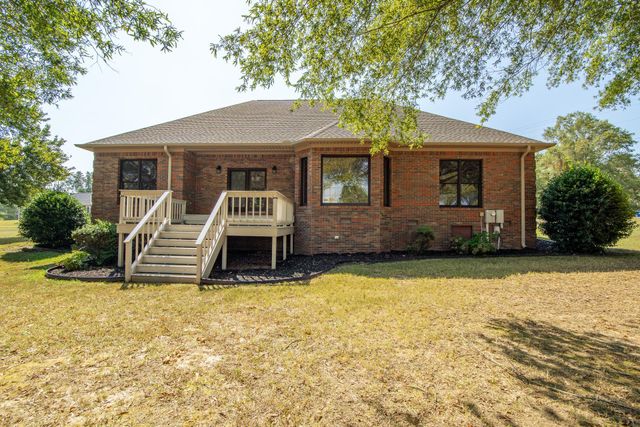 200 GRANDVIEW CIR, Adamsville, TN 38310