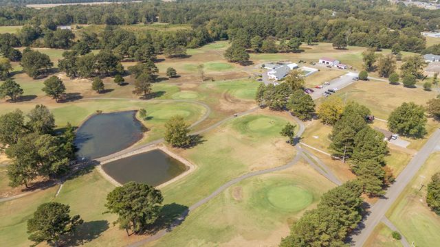 200 GRANDVIEW CIR, Adamsville, TN 38310