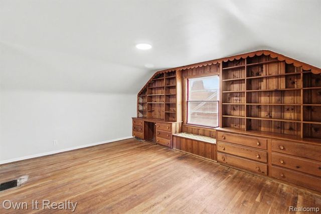 18453 Mark Twain Street, Detroit, MI 48235