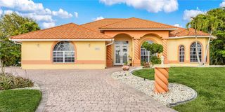 3611 NW 14th ST, Cape Coral, FL 33993