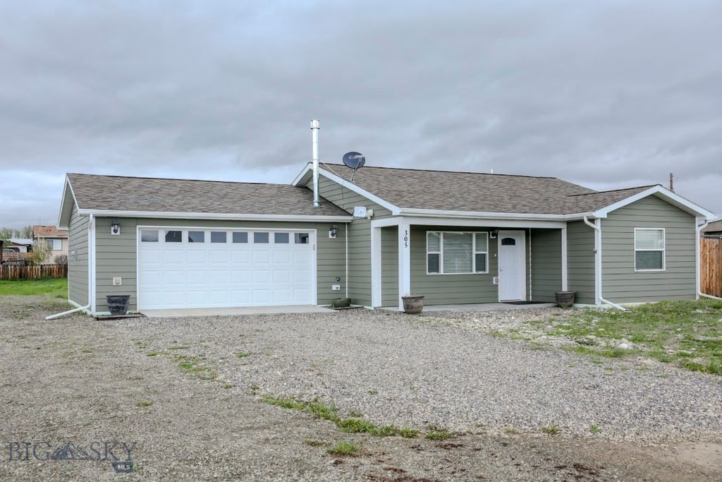 305 Lathrop Street W, Clyde Park, MT 59018