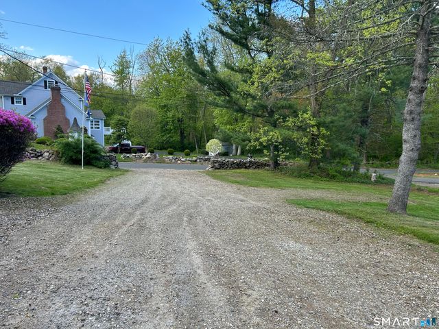 44 Monroe Road, Shelton, CT 06484