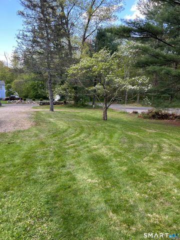 44 Monroe Road, Shelton, CT 06484