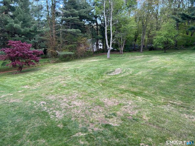 44 Monroe Road, Shelton, CT 06484