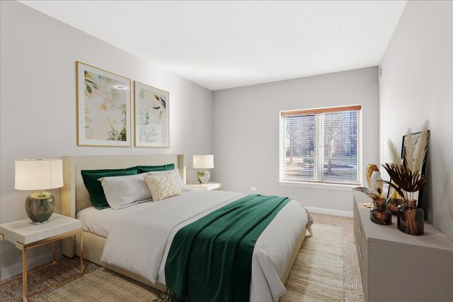 875 E 22nd Street 118, Lombard, IL 60148