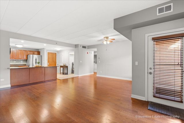 875 E 22nd Street 118, Lombard, IL 60148