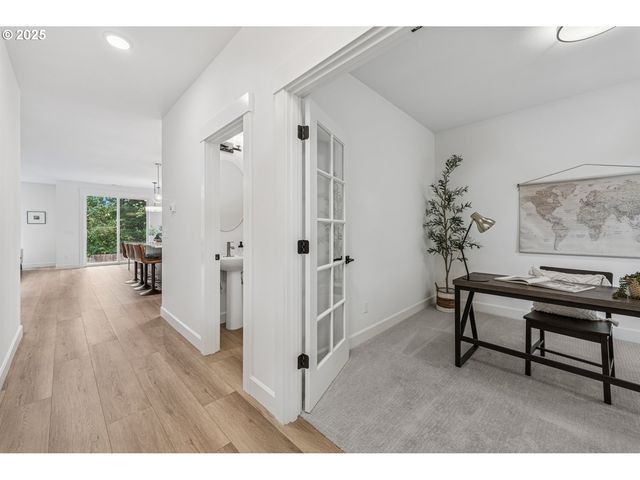 16353 Sw Cambridge Ln, Durham, OR 97224