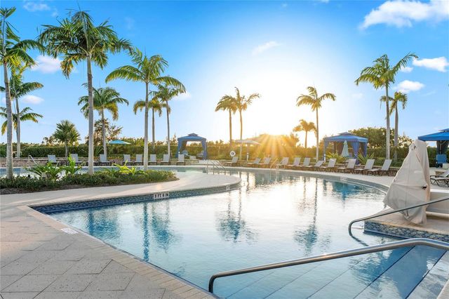 19552 Broad Shore Walk, Loxahatchee, FL 33470