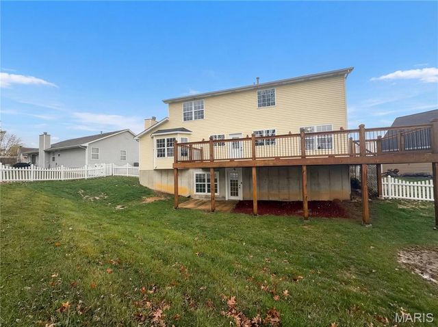 7 Shetland Pony Court, St Peters, MO 63376