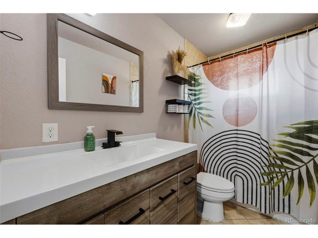 881 Delta St, Denver, CO 80221