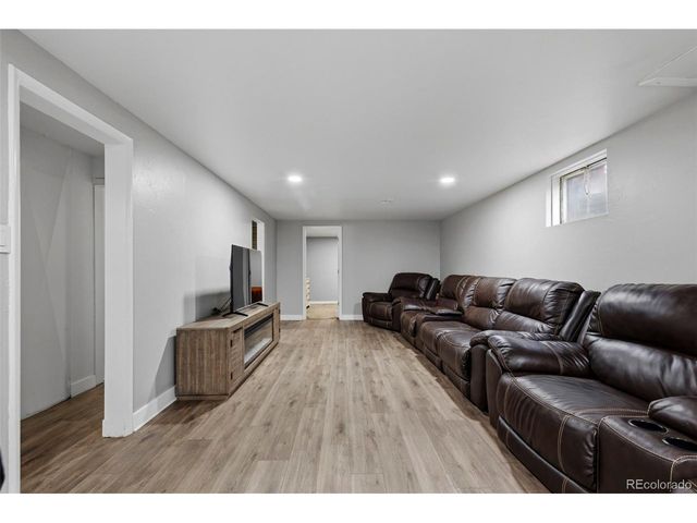 881 Delta St, Denver, CO 80221