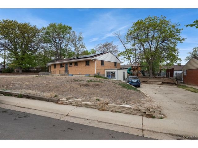 881 Delta St, Denver, CO 80221