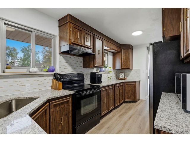 881 Delta St, Denver, CO 80221