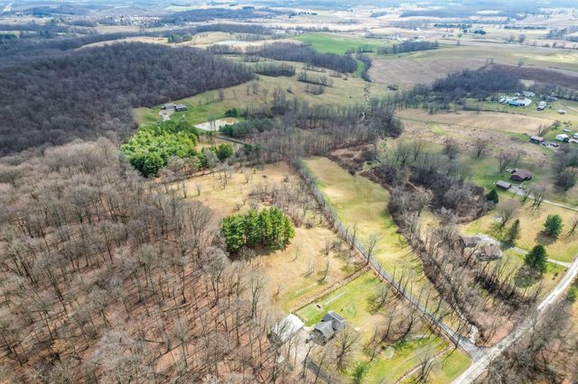 9273 Mulberry Road, Mount Perry, OH 43760