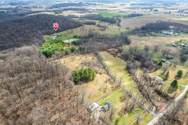 9273 Mulberry Road, Mount Perry, OH 43760