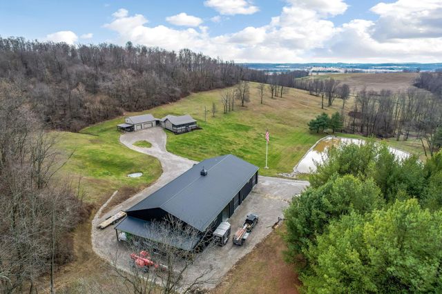 9273 Mulberry Road, Mount Perry, OH 43760