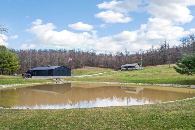 9273 Mulberry Road, Mount Perry, OH 43760