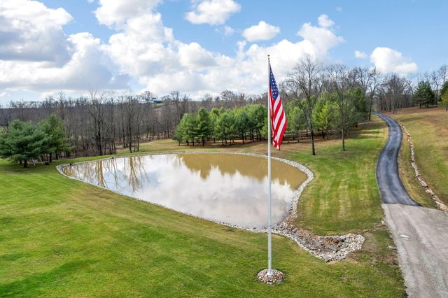 9273 Mulberry Road, Mount Perry, OH 43760