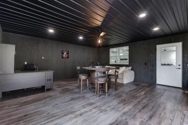 9273 Mulberry Road, Mount Perry, OH 43760