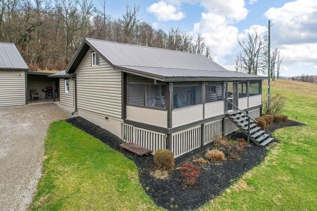 9273 Mulberry Road, Mount Perry, OH 43760