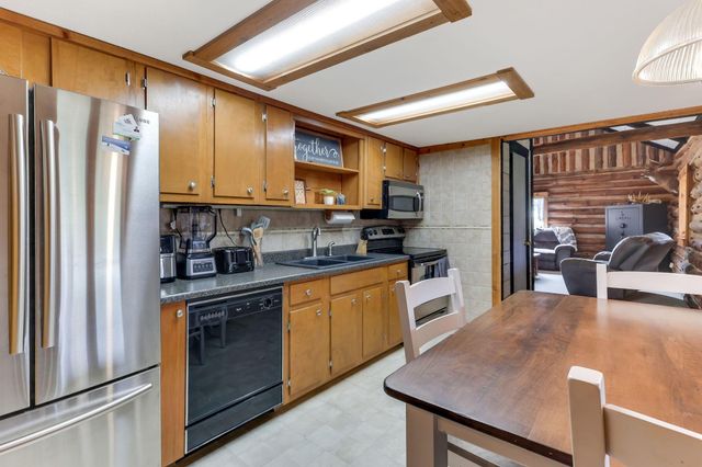 9273 Mulberry Road, Mount Perry, OH 43760