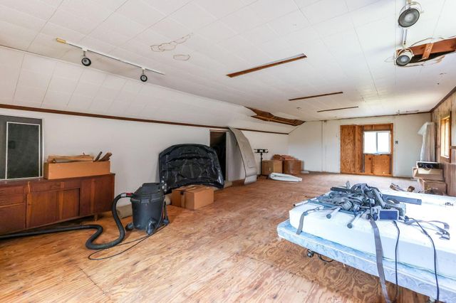 9273 Mulberry Road, Mount Perry, OH 43760