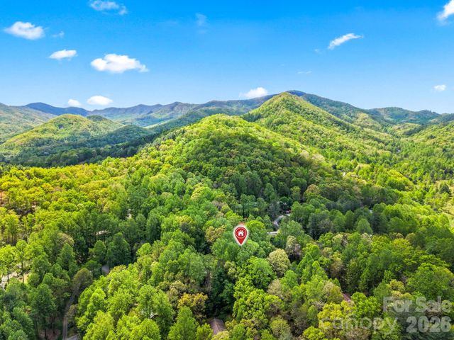 1 Virginia Lane, Cullowhee, NC 28734